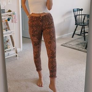 Vestique Distressed Pink Snakeskin Denim